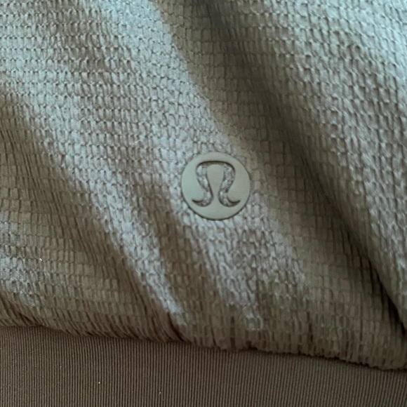 Lululemon green reversible puffer coat - Picture 5 of 6